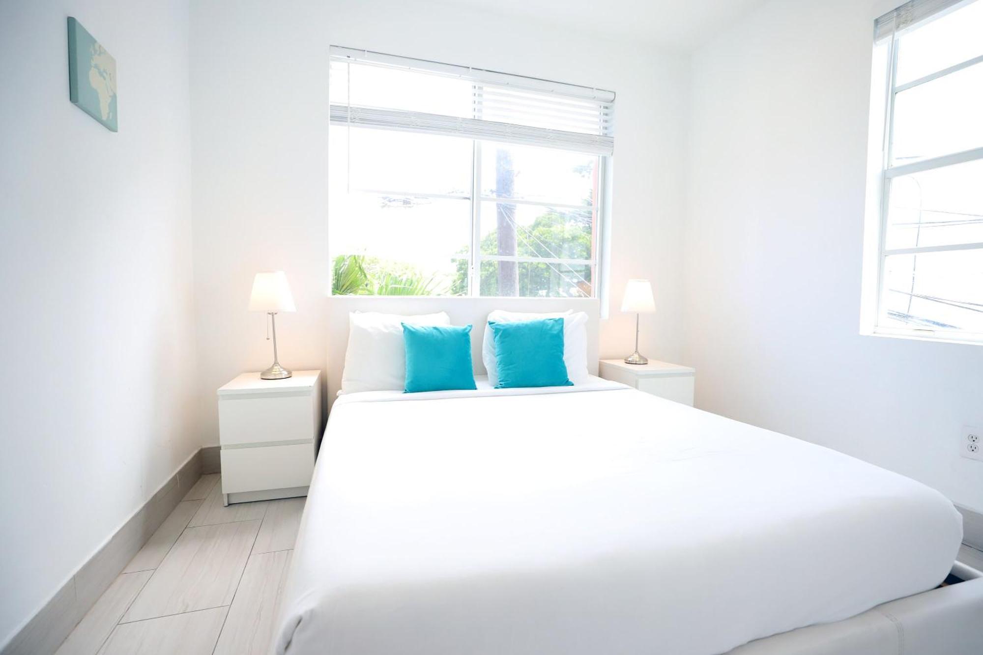 2 Bedroom Apartment 3 Minute Walk To South Beach & Ocean Drive ميامي بيتش المظهر الخارجي الصورة