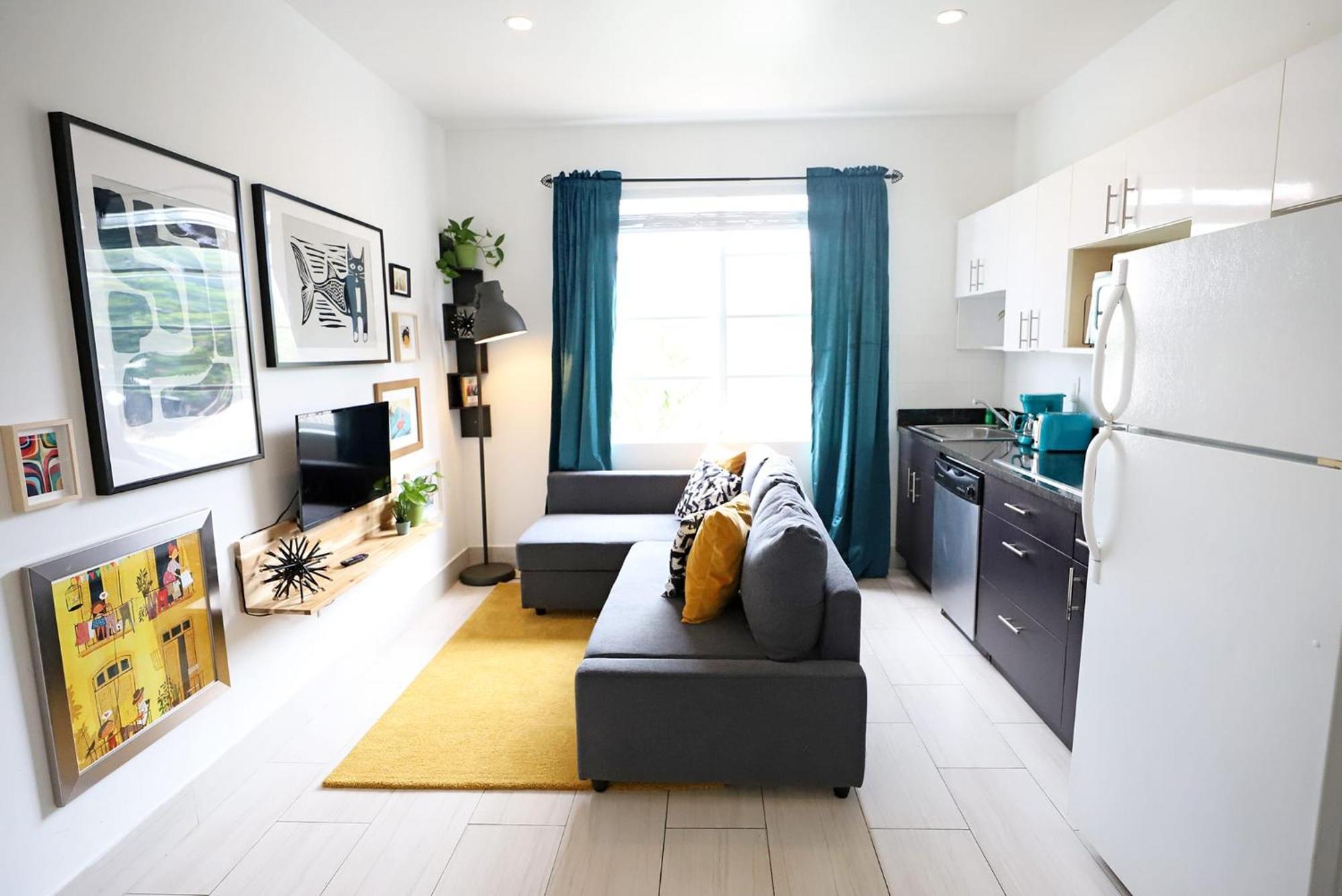 2 Bedroom Apartment 3 Minute Walk To South Beach & Ocean Drive ميامي بيتش المظهر الخارجي الصورة